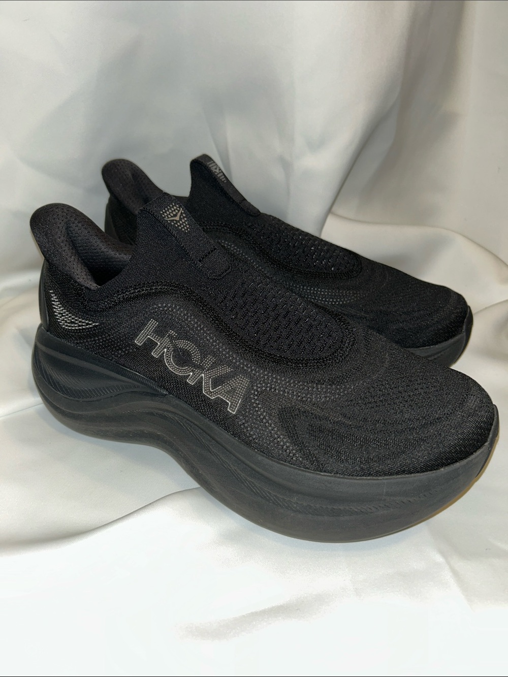 Hoka Skyward Laceless Black Slip On Athletic Running Sneakers 10B Women’s